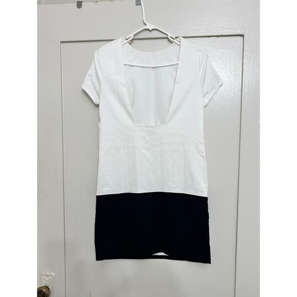 TOBI White and Black Backless Short Sleeve Mini Shift Cocktail Dress - Size XS - Picture 4 of 10